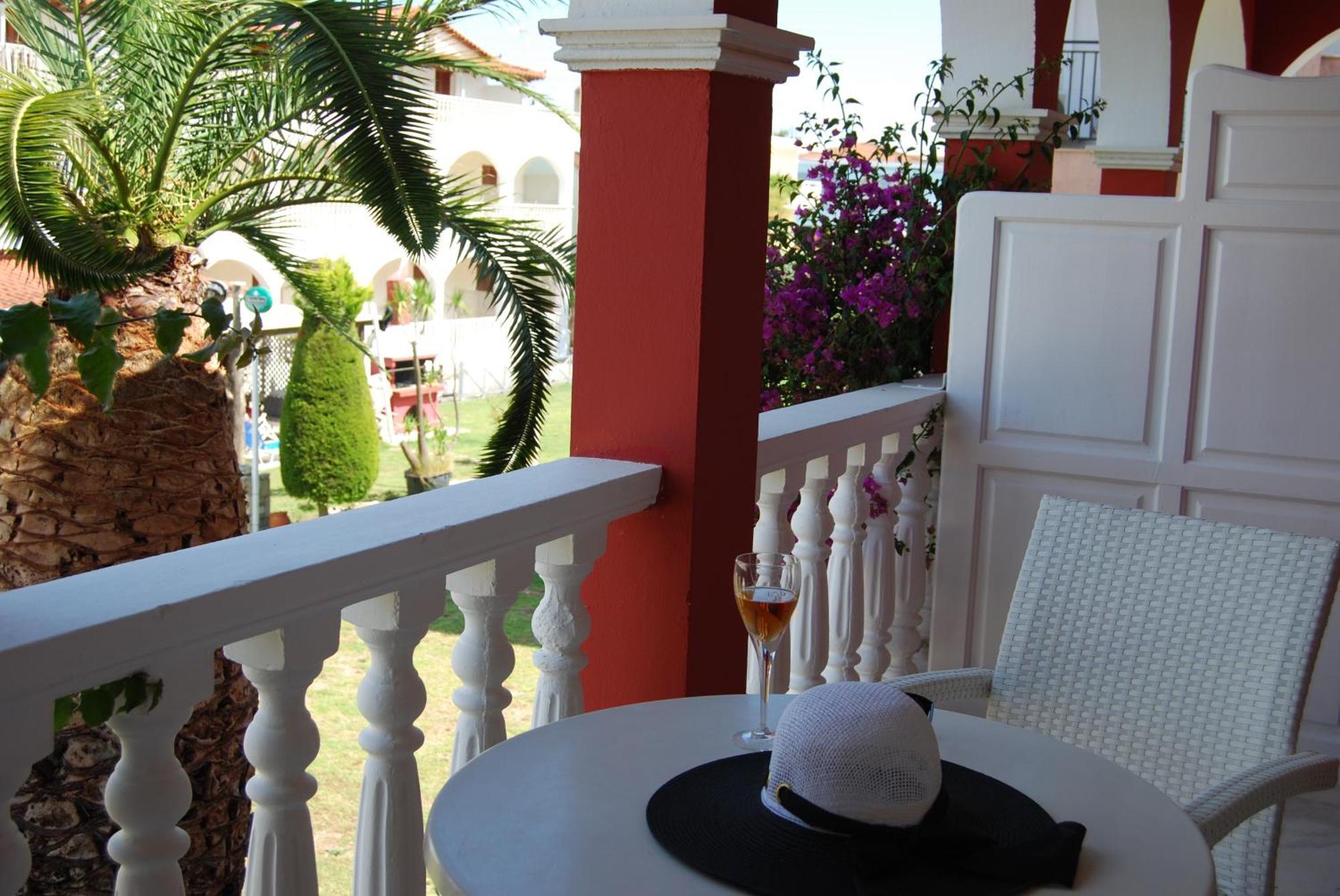 Tropical Studios Laganas Ngoại thất bức ảnh